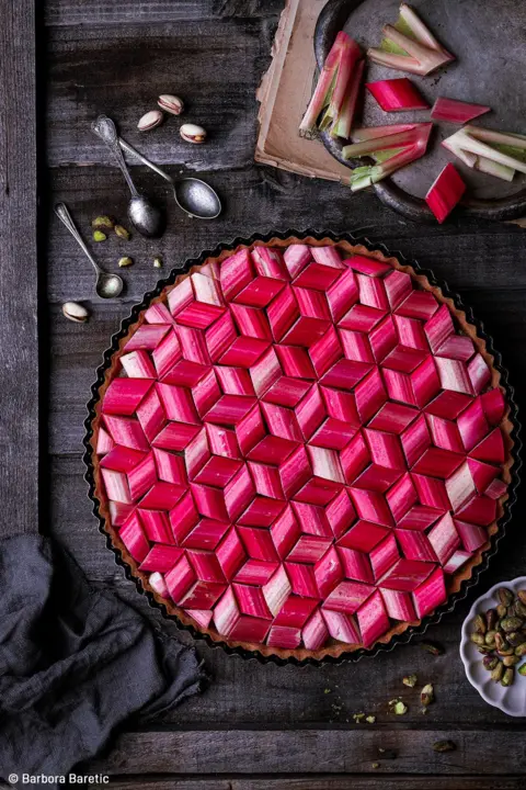 Barbora Baretic A rhubarb tart on a table 