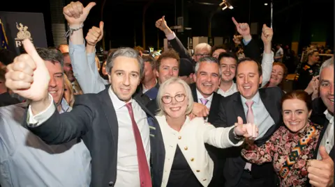 PA Simon Harris with Regina Doherty at the count