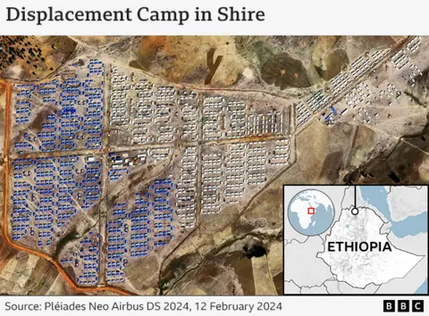 Pléiades Neo © Airbus DS 2024 Satellite image of camp with blue and white tents