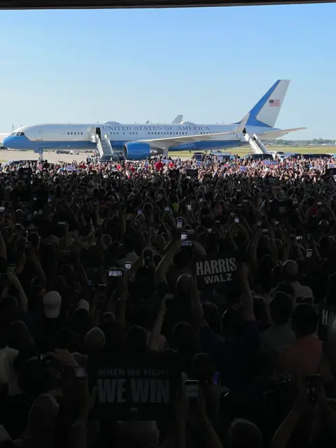 Harris Campaign Crowd gathered at Detroit Metropolitan airport