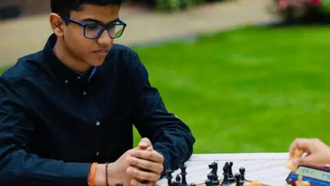 Jitendra Royal Shreyas Royal playing chess