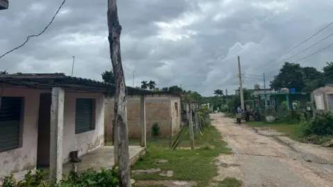 Aguacate - a street with basic buildings