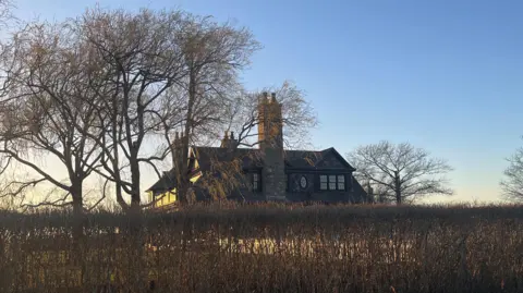 Jeffries' grand home in the Hamptons